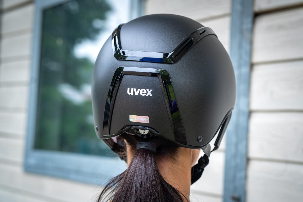 uvex Reithelm exxeed active