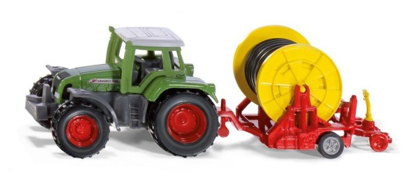 SIKU Super Traktor + Bewässerungshaspel